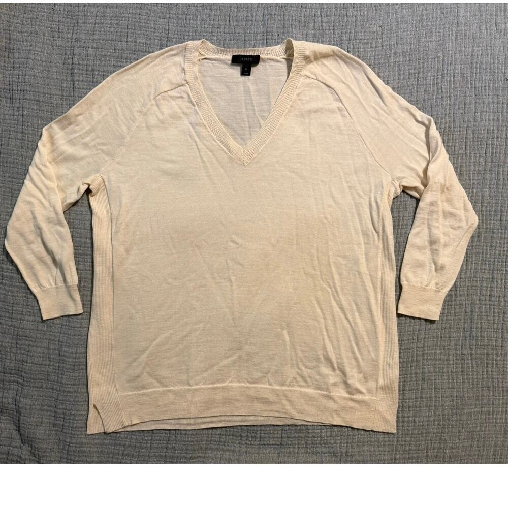 J. Crew Merino Wool Sweater Cream Long Sleeve Lightweight Women’s Size M V Neck